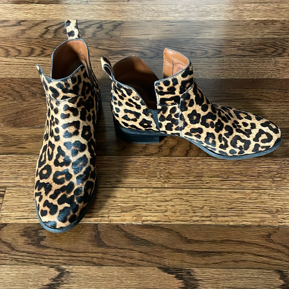 Franco Sarto leopard 🐆 boots 8.5. Worn 1x